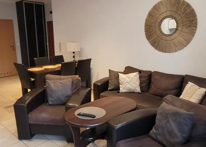 Frog Apartment - 2 Bedrooms And Living Room