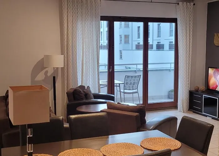 Frog Apartment - 2 Bedrooms And Living Room